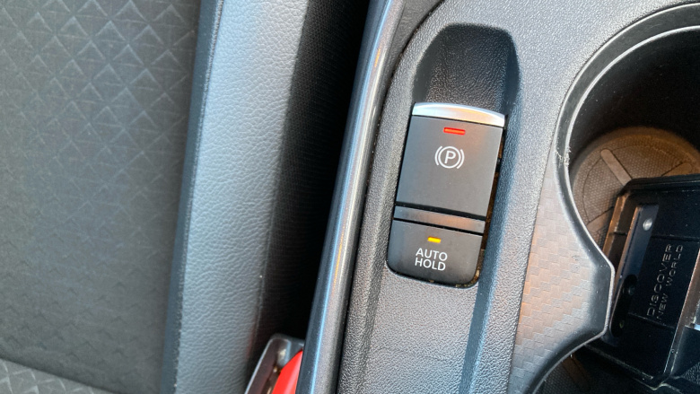 Nissan Juke 1.0 DiG-T 114 N-Connecta 5dr Petrol Hatchback